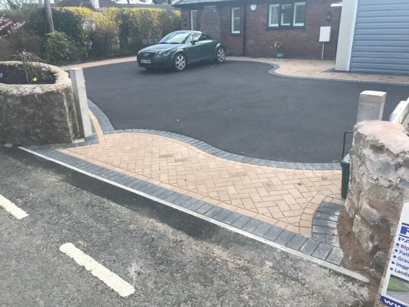 Tarmac Gallery